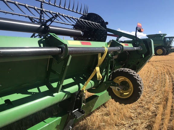 2022 John Deere HD50R Header Combine