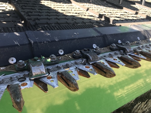 2022 John Deere HD50R Header Combine