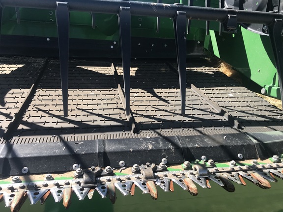 2022 John Deere HD50R Header Combine