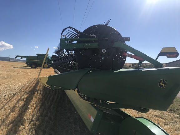 2022 John Deere HD50R Header Combine