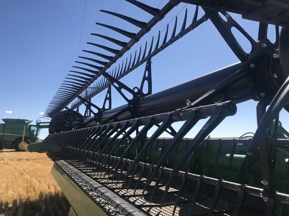 2022 John Deere HD50R Header Combine