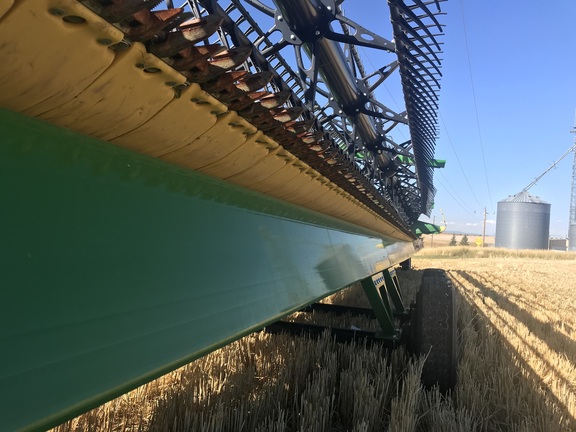 2022 John Deere HD50R Header Combine
