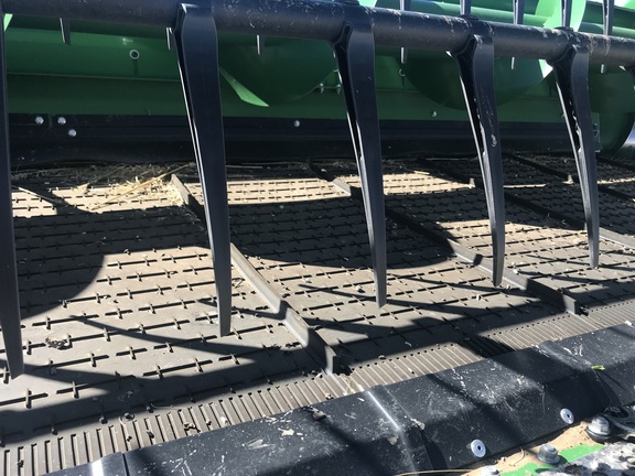 2022 John Deere HD50R Header Combine