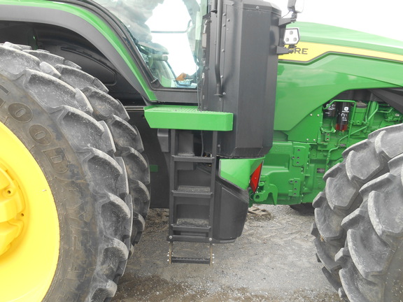 2023 John Deere 8R 310 Tractor