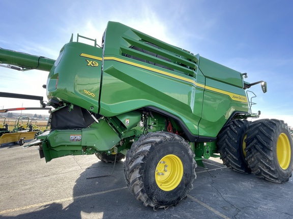 2023 John Deere X9 1100 Combine