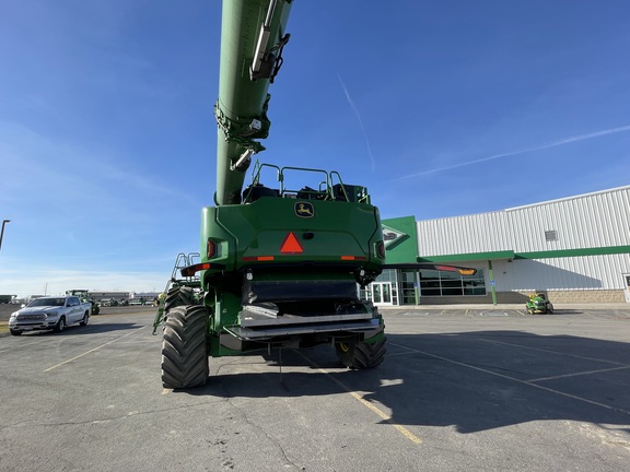 2023 John Deere X9 1100 Combine