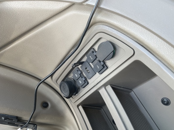 2023 John Deere X9 1100 Combine