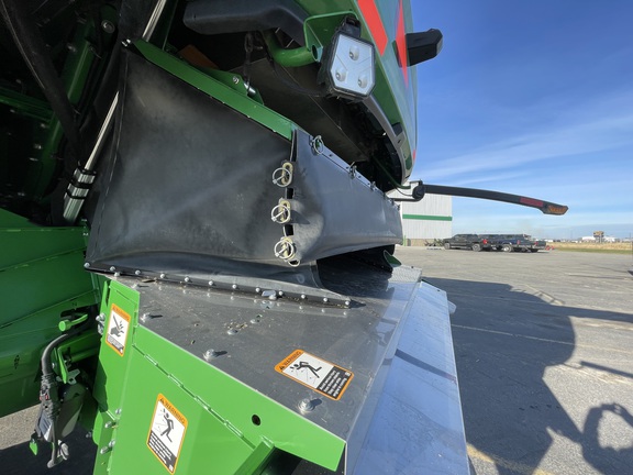 2023 John Deere X9 1100 Combine