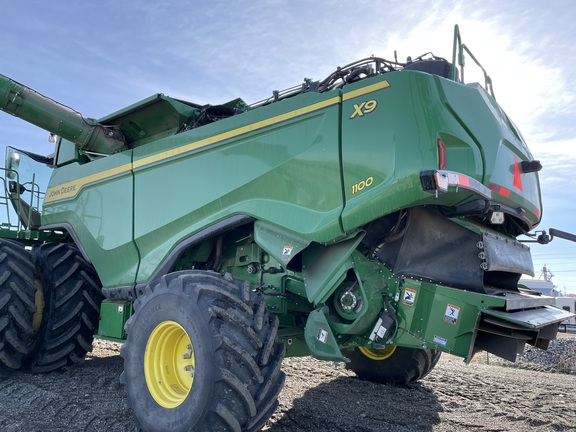 2023 John Deere X9 1100 Combine