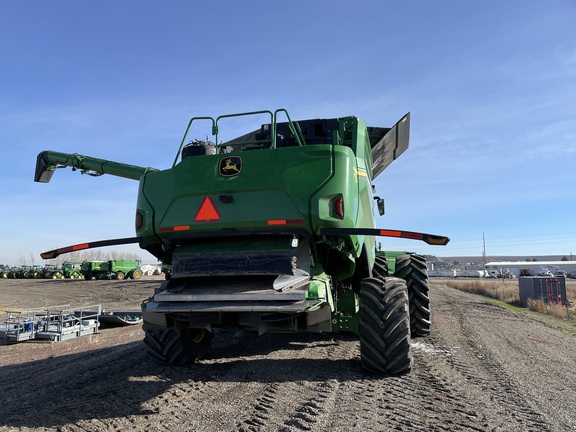 2023 John Deere X9 1100 Combine