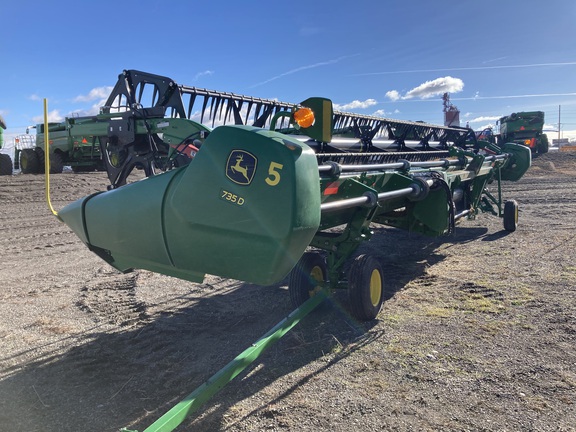 2023 John Deere 735D Header Combine