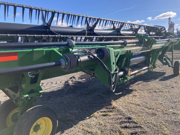 2023 John Deere 735D Header Combine