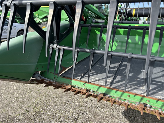 2023 John Deere 735D Header Combine