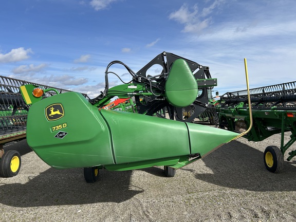 2023 John Deere 735D Header Combine