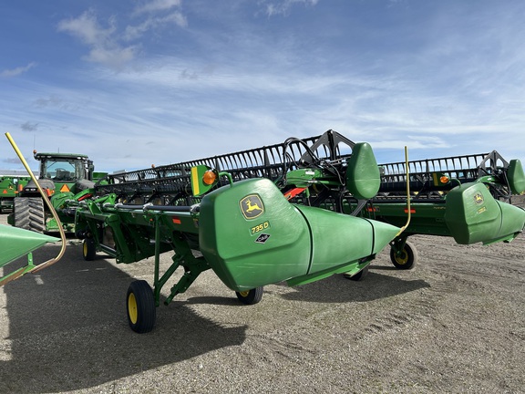 2023 John Deere 735D Header Combine