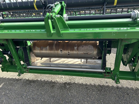 2023 John Deere 735D Header Combine