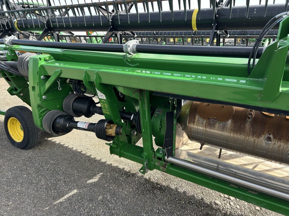 2023 John Deere 735D Header Combine