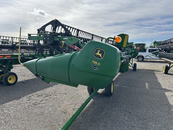 2023 John Deere 735D Header Combine