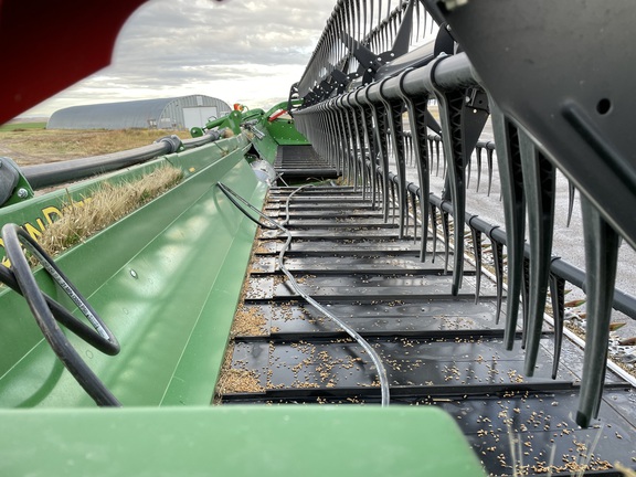 2023 John Deere 735D Header Combine