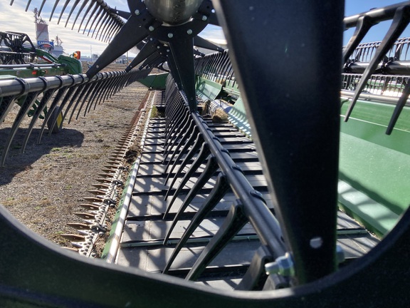 2023 John Deere 735D Header Combine