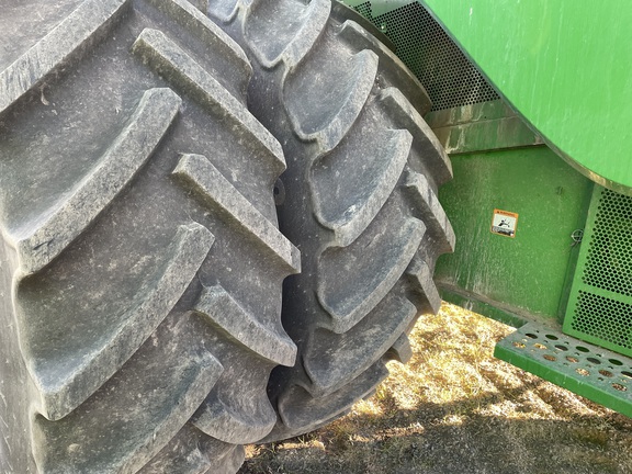 2023 John Deere S780 Combine