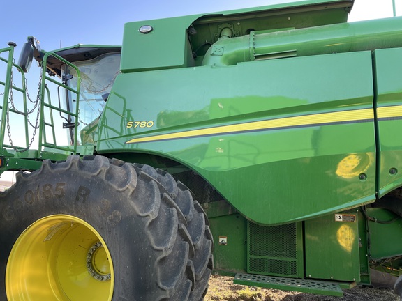 2023 John Deere S780 Combine