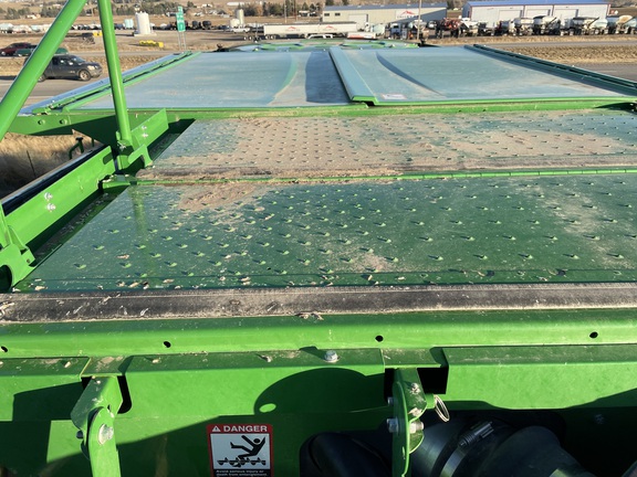 2023 John Deere S780 Combine