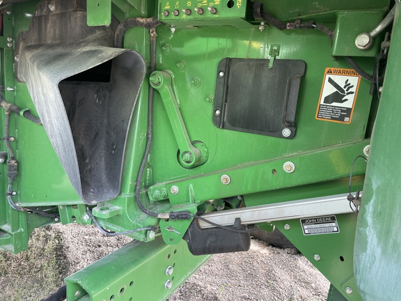 2023 John Deere S780 Combine