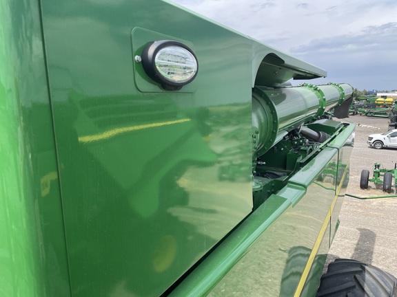 2023 John Deere S780 Combine