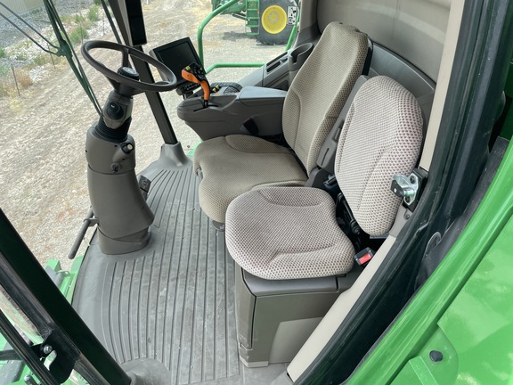 2023 John Deere S780 Combine