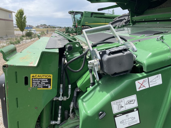 2023 John Deere S780 Combine