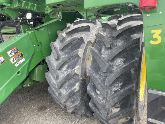 2023 John Deere S780 Combine