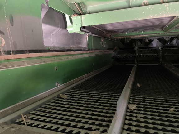 2023 John Deere S780 Combine