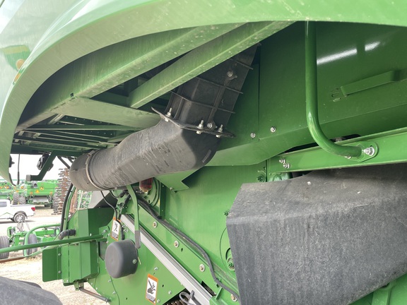 2023 John Deere S780 Combine