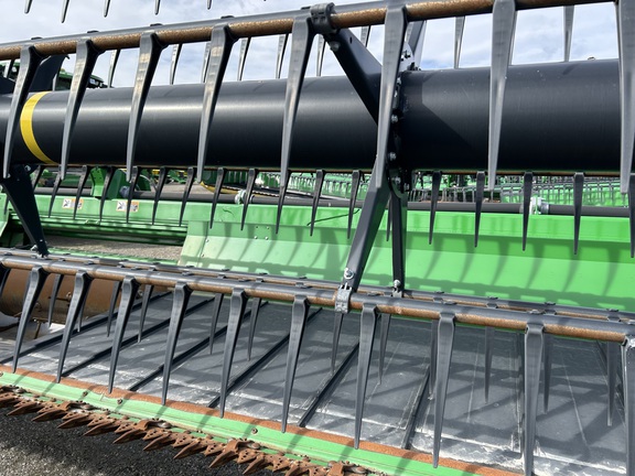 2023 John Deere 735D Header Combine