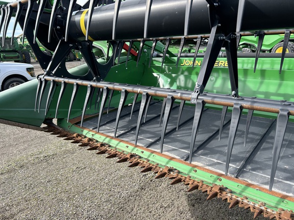 2023 John Deere 735D Header Combine