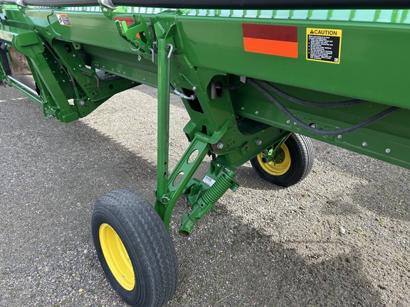 2023 John Deere 735D Header Combine
