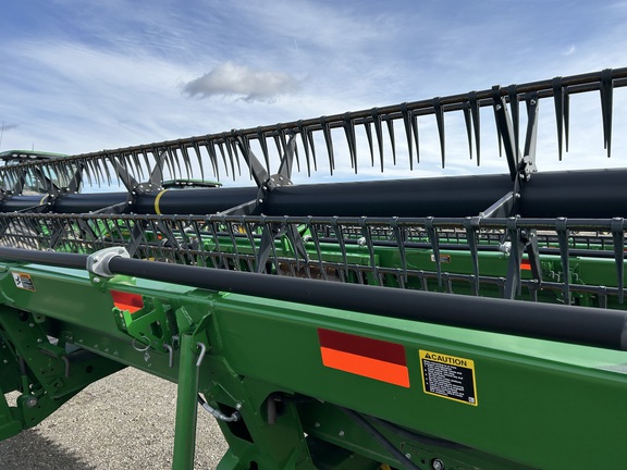 2023 John Deere 735D Header Combine