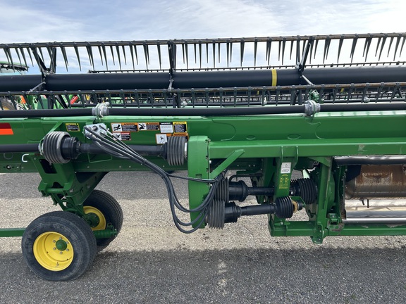 2023 John Deere 735D Header Combine