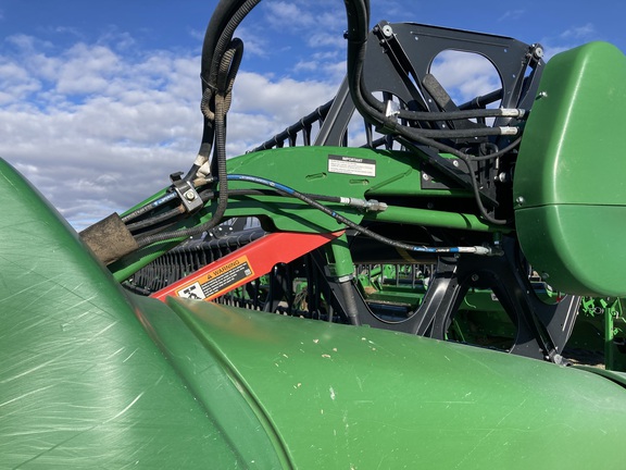 2023 John Deere 735D Header Combine