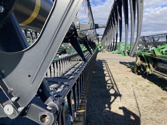 2023 John Deere 735D Header Combine