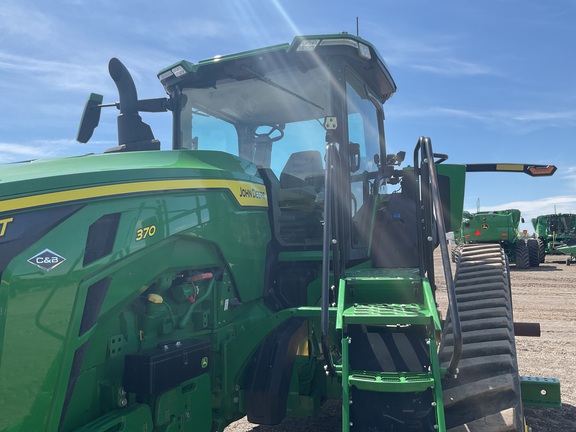 2021 John Deere 8RT 370 Tractor Rubber Track