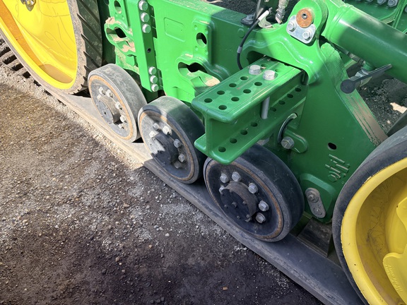 2022 John Deere 8RT 370 Tractor Rubber Track
