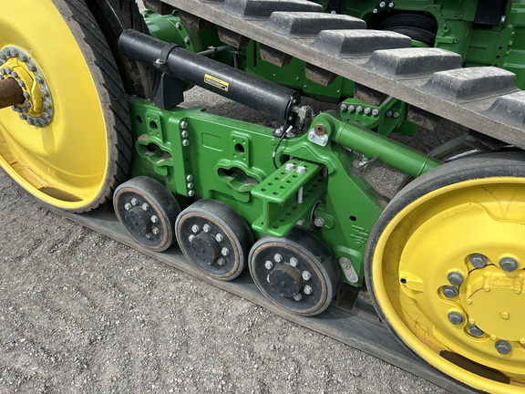 2022 John Deere 8RT 370 Tractor Rubber Track