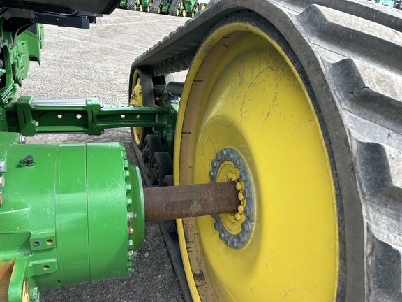 2022 John Deere 8RT 370 Tractor Rubber Track