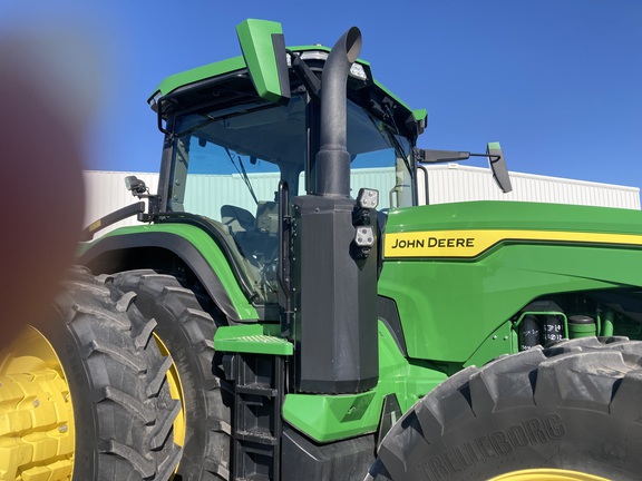 2021 John Deere 8R 310 Tractor