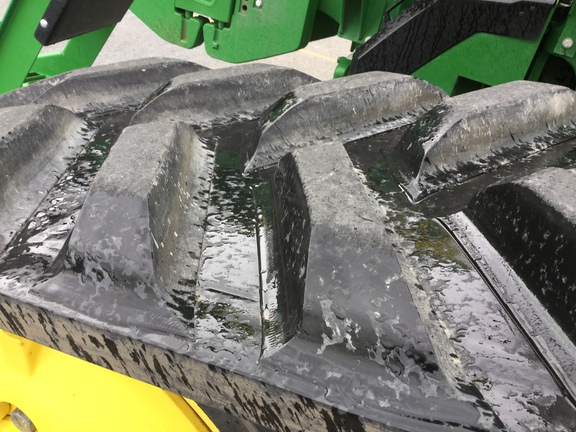2022 John Deere 8RT 370 Tractor Rubber Track