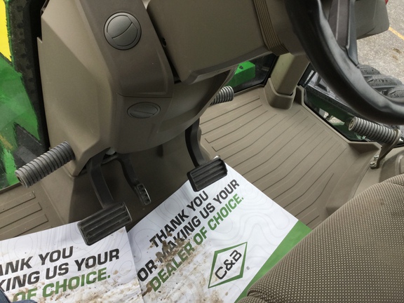 2022 John Deere 8RT 370 Tractor Rubber Track