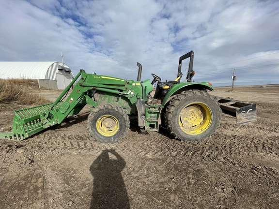 2017 John Deere 6110M Tractor