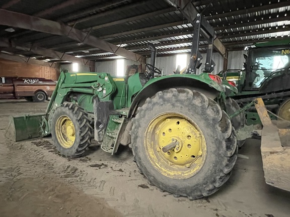 2018 John Deere 6110M Tractor